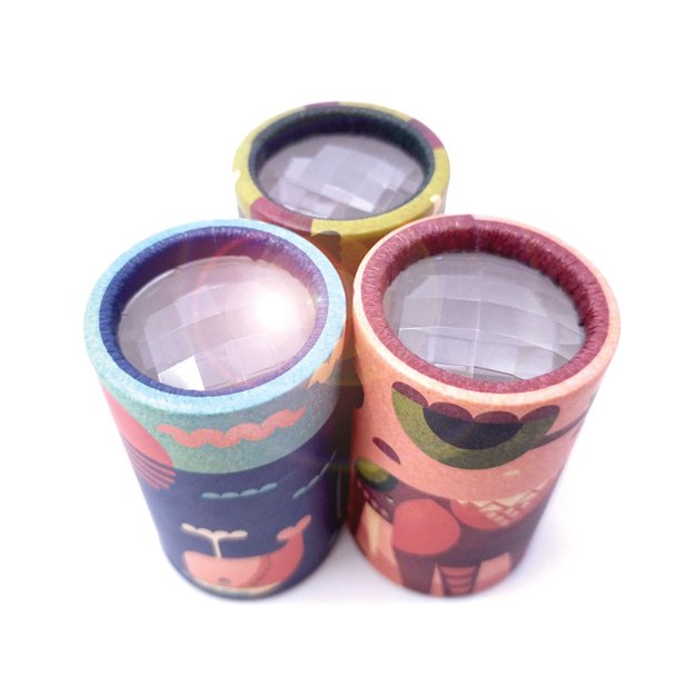 Svoora mini kaleidoskopas, Banginių šeima